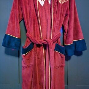 Justice League Wonder Woman Fleece Red Robe Embroidered Logo Belted Long Sleeve